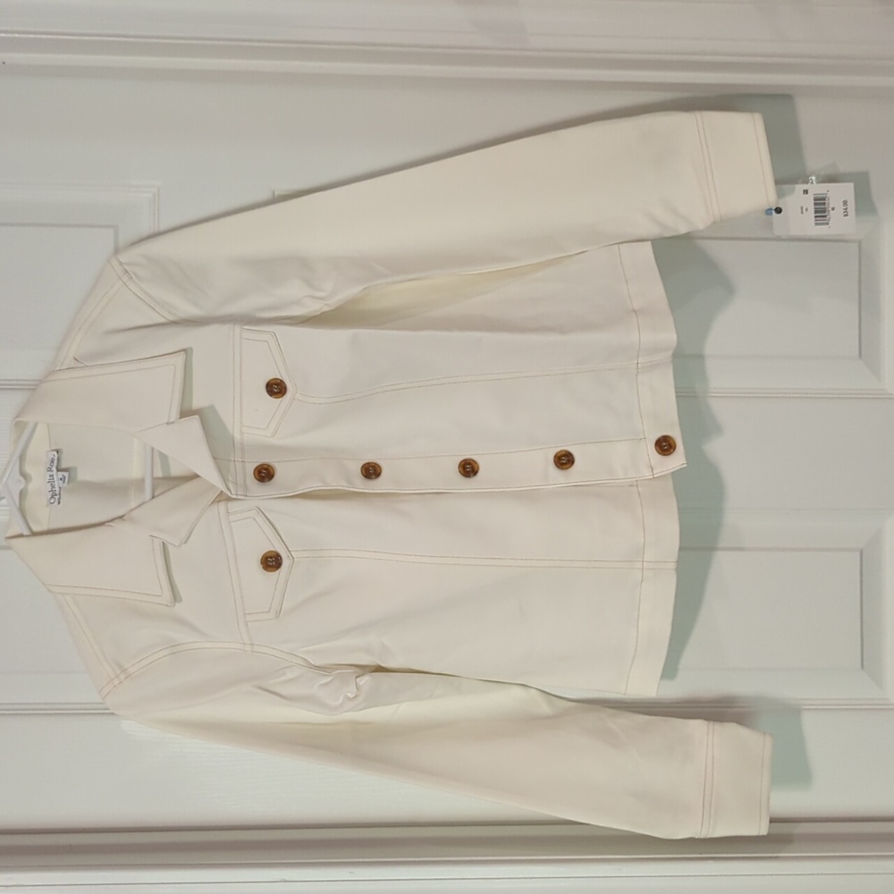 ☀️ Cynthia Rowley Cream Button-Front Jacket with Contrast Stitching